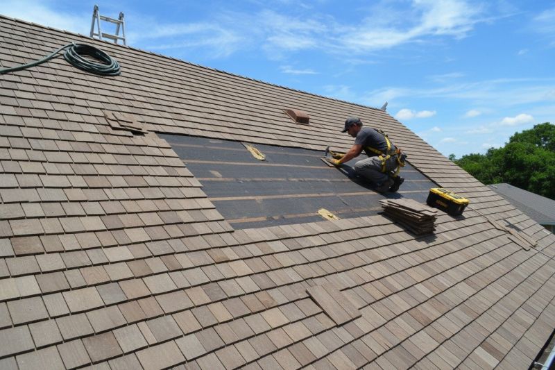 Wood Shingles Repair in Newburg, MD
